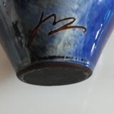 Ceramic vase with notch neck
