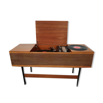 Vinyl turntable stand