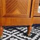 Ancienne armoire Louis XVI avec bronze et marqueterie
