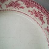 Plat en faïence terre de fer Par Onnaing