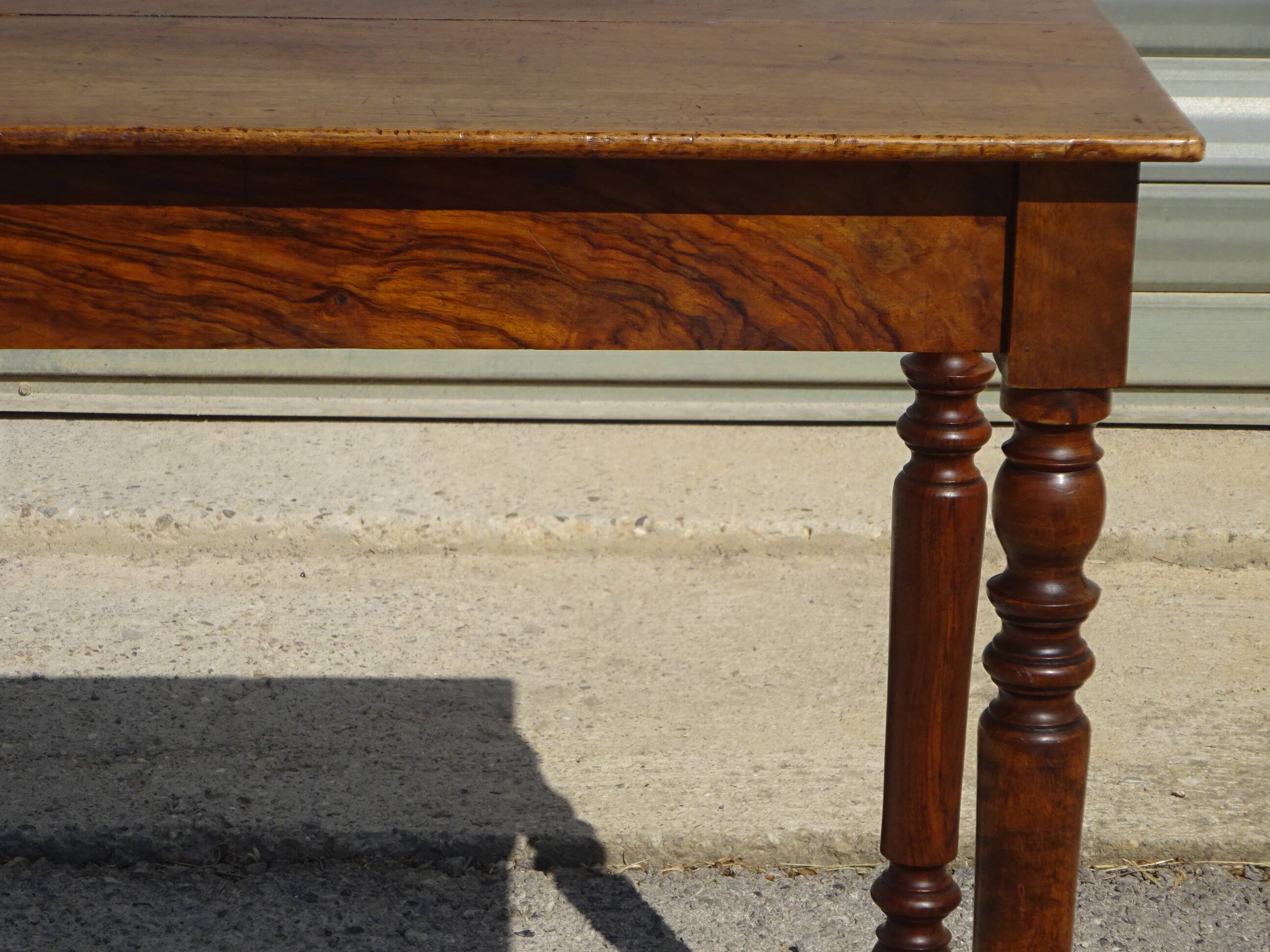 Vintage desk in solid walnut
