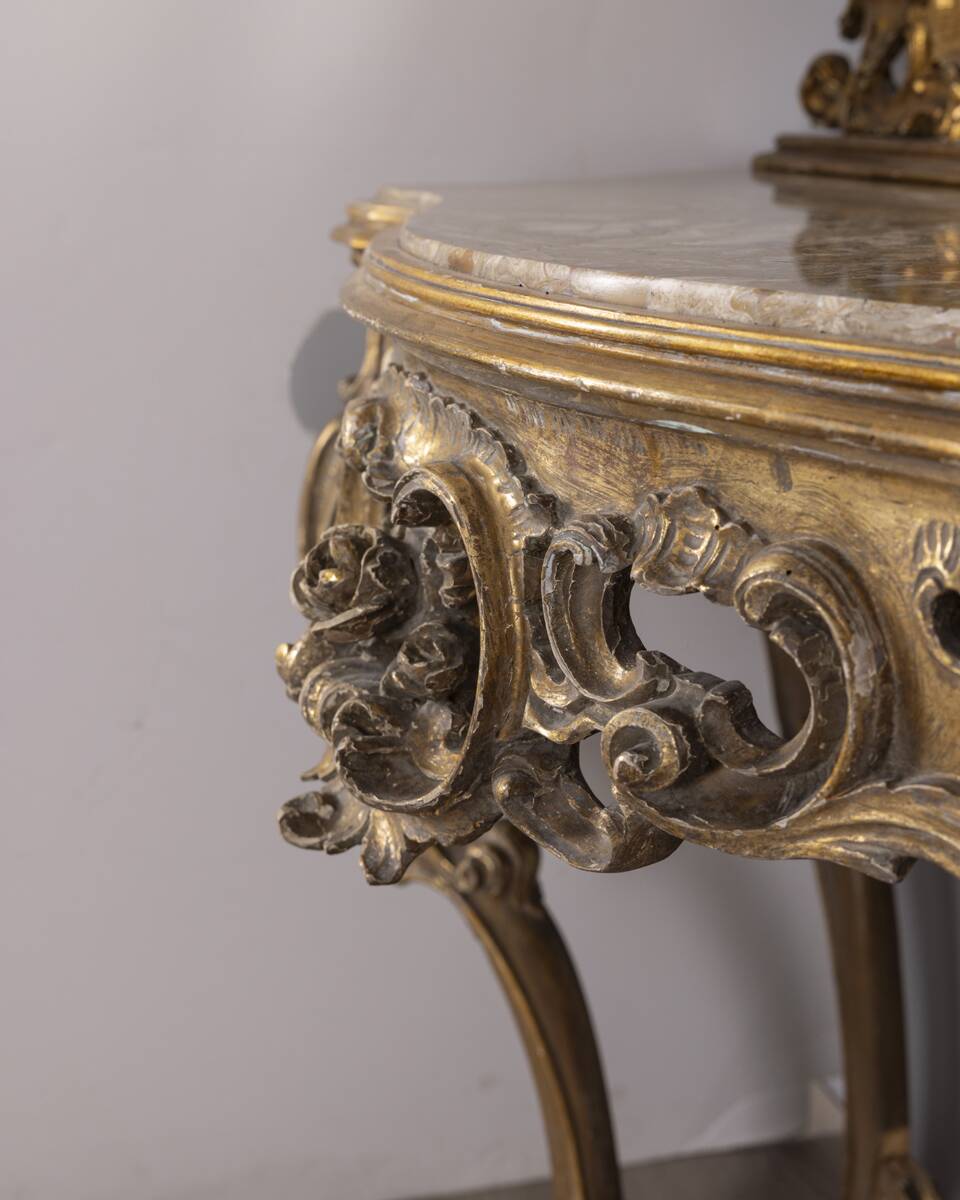 Antique classic console in wood decorated with mirror from the late 19th