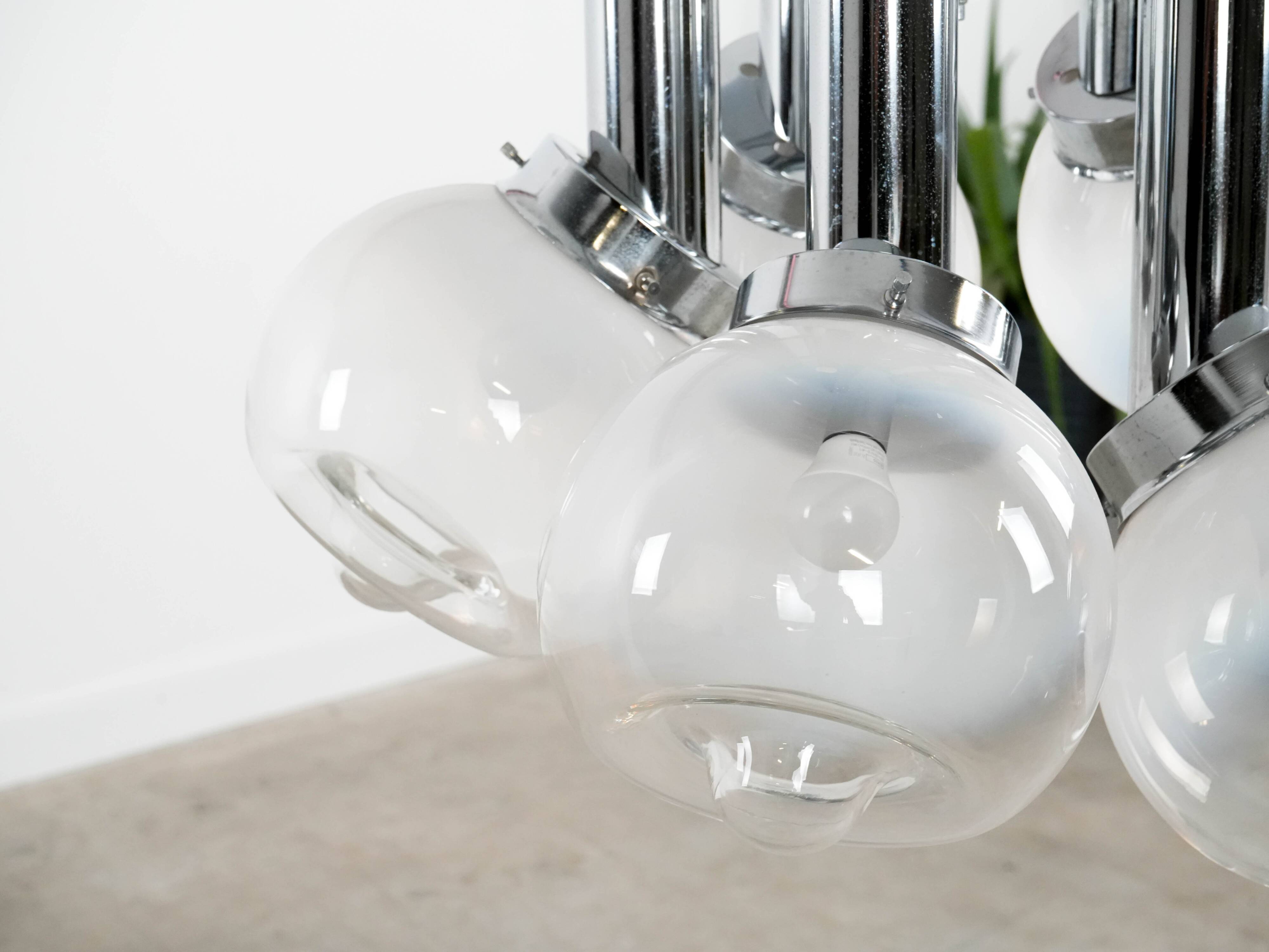 Chandelier, Italian design, 1970s, manufactured in Italy