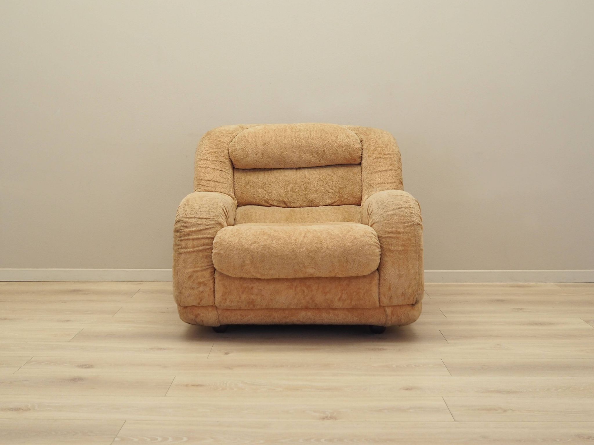 Beige armchair, Italian design, 1960s, production: Italy