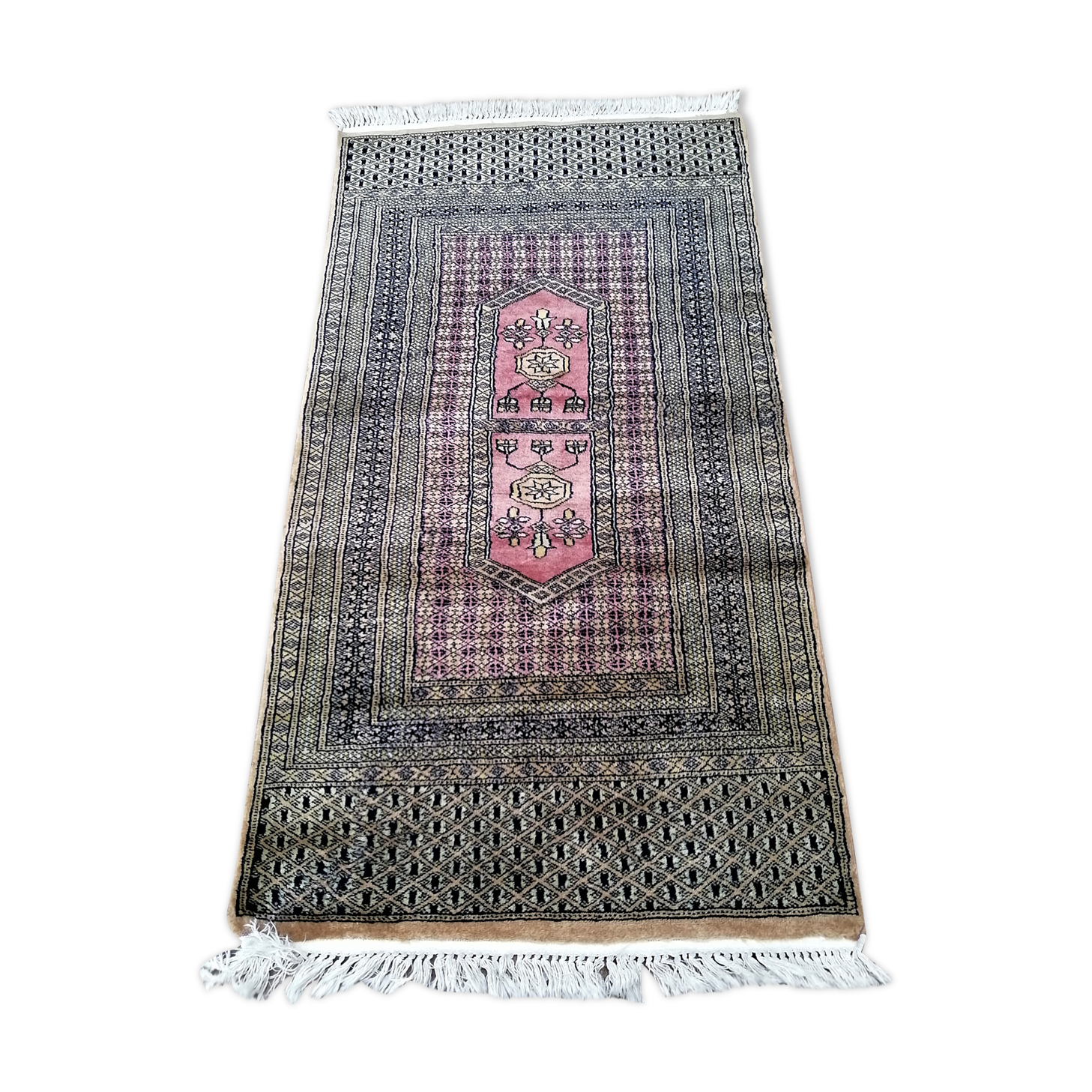 Old oriental carpet. Pakistan  140 x 71 cm