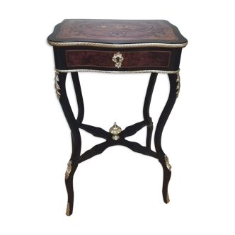 Travailleuse ou table à ouvrage en marqueterie d'époque Napoléon III