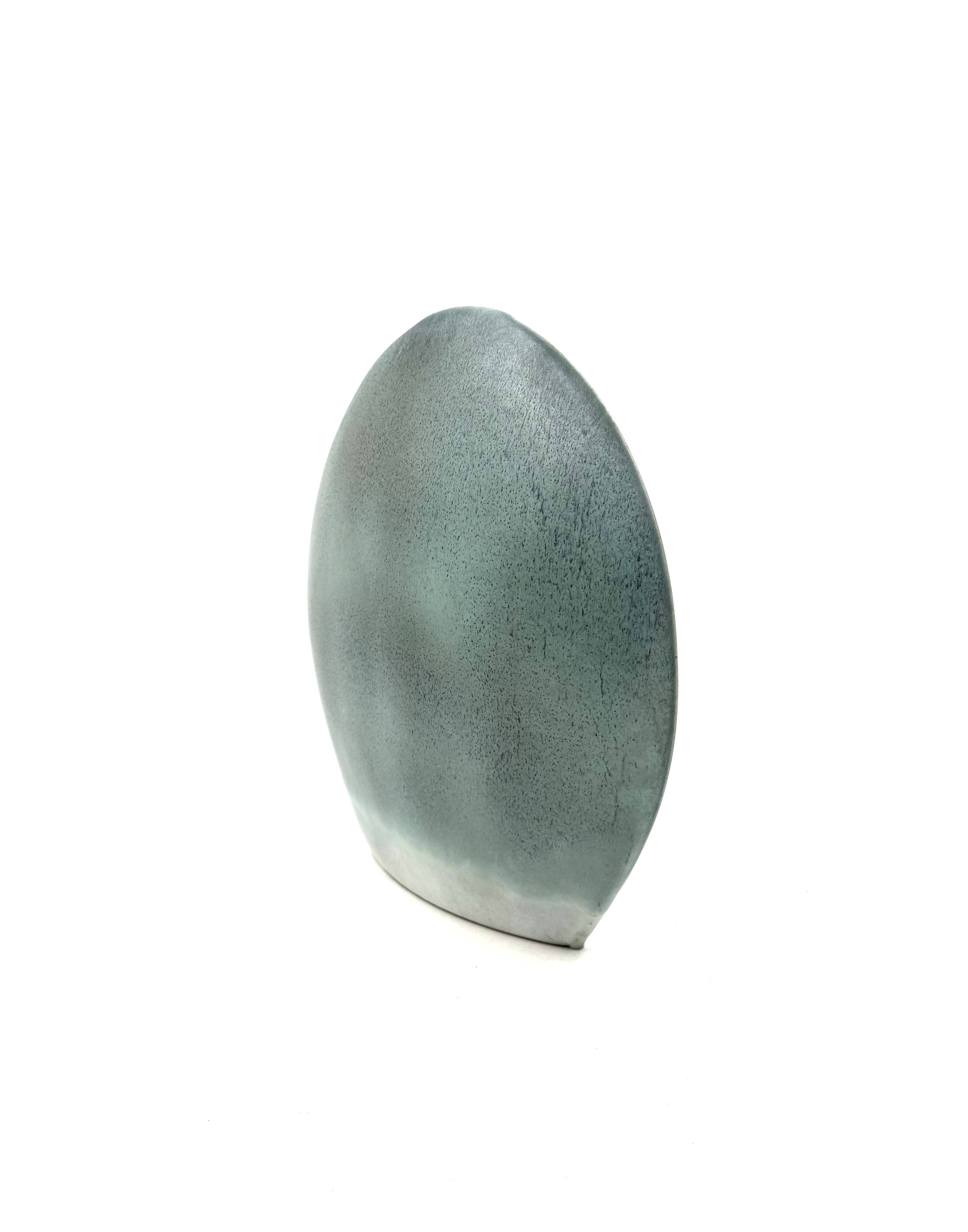 Vase soliflore en céramique bleue, France 1970