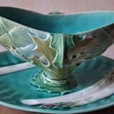 Asparagus sauce boat in slipware