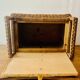 Grand panier à couture vintage en osier - tabouret en tissu matelassé - 1950