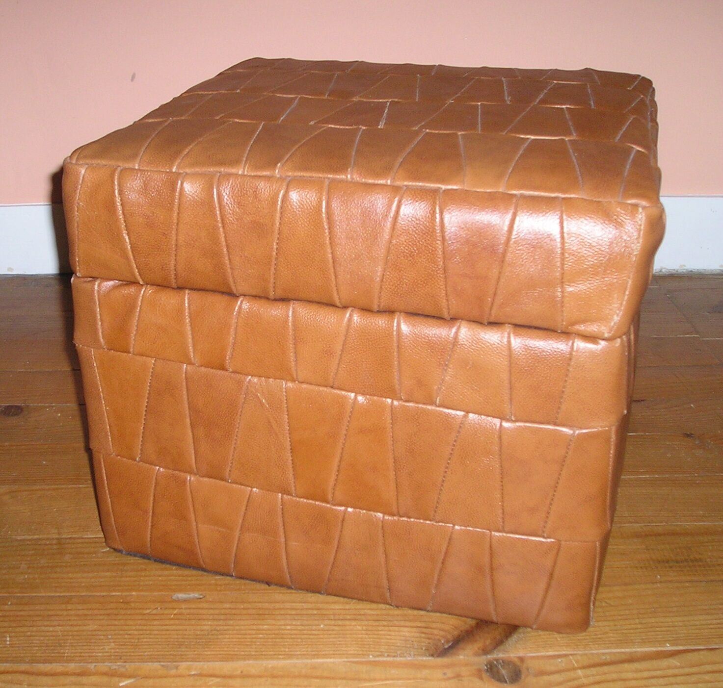 Pouf chest De Sede, leather patchwork of the 70s