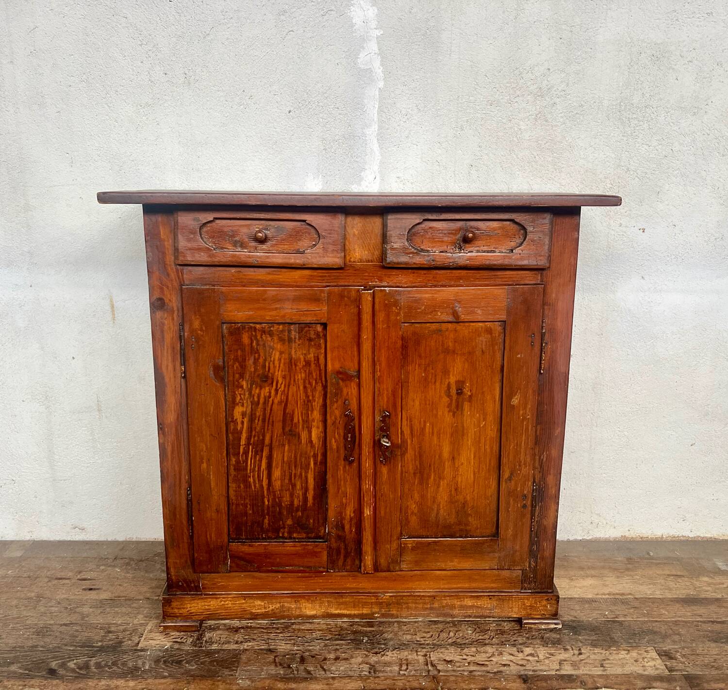 Vintage Parisian sideboard in solid wood