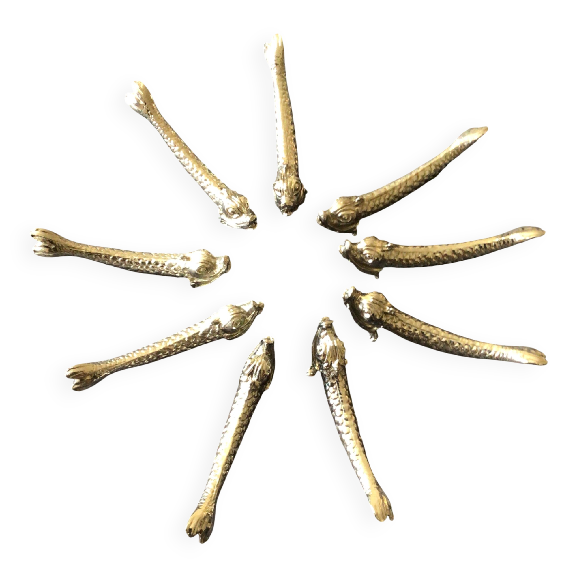Fish knife holders