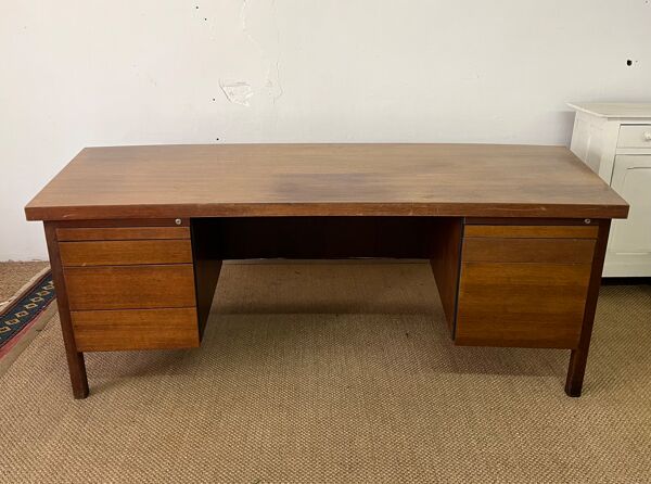 Bureau en bois ancien
