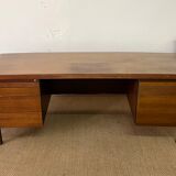 Bureau en bois ancien