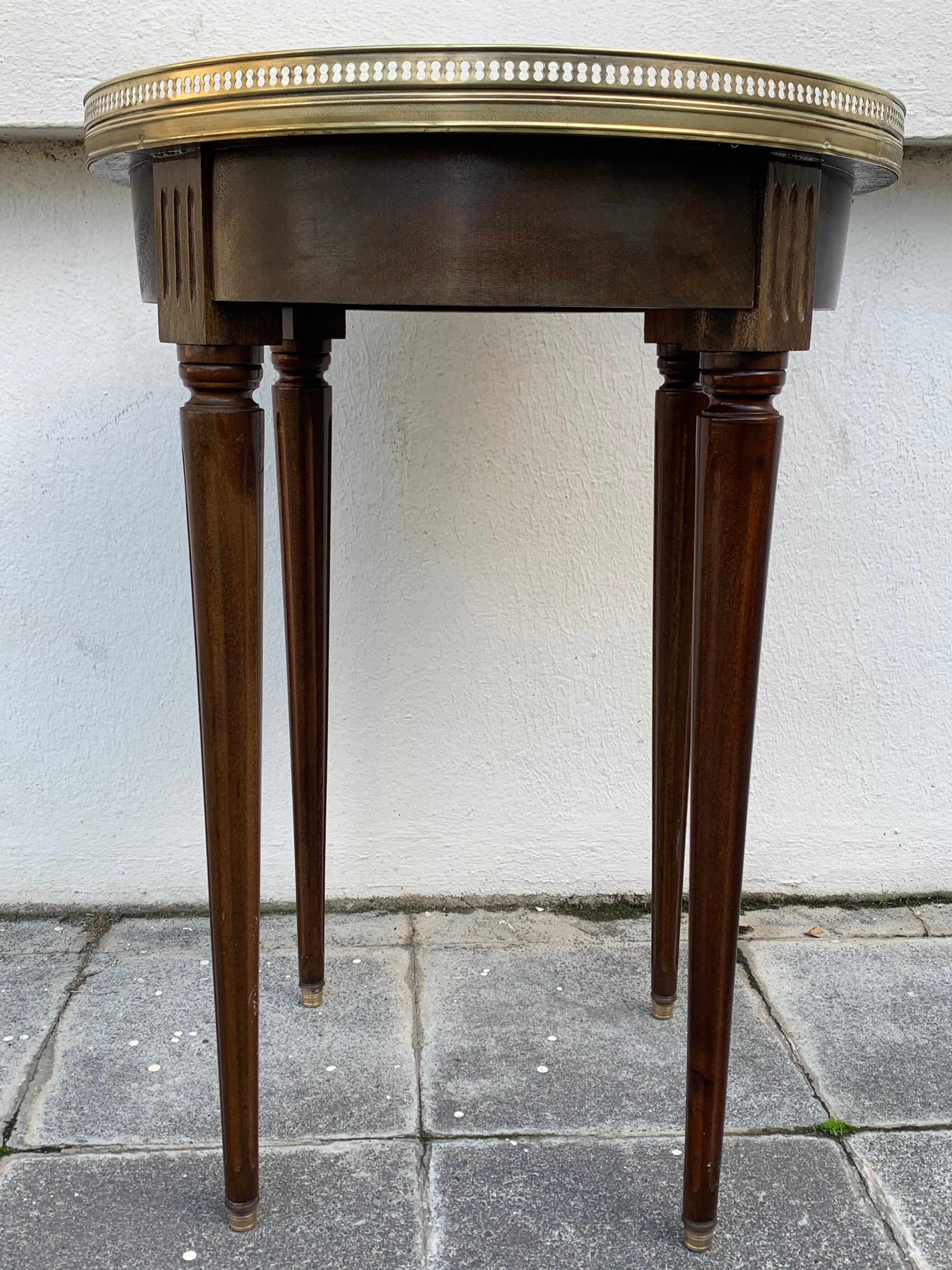 Marble bouillotte table