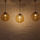 Suspensions globes en verre soufflé sur tige
