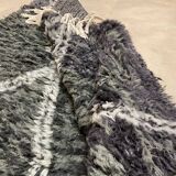 Black wool carpet  160x250cm