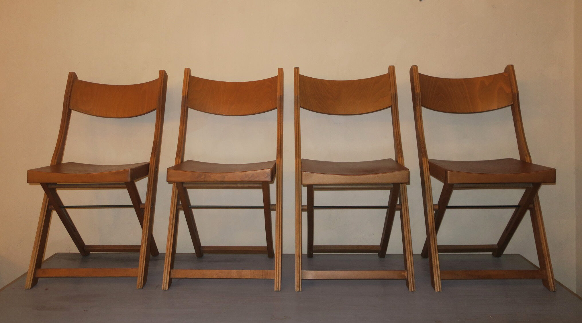 Ensemble de 4 chaises pliantes du milieu du siècle