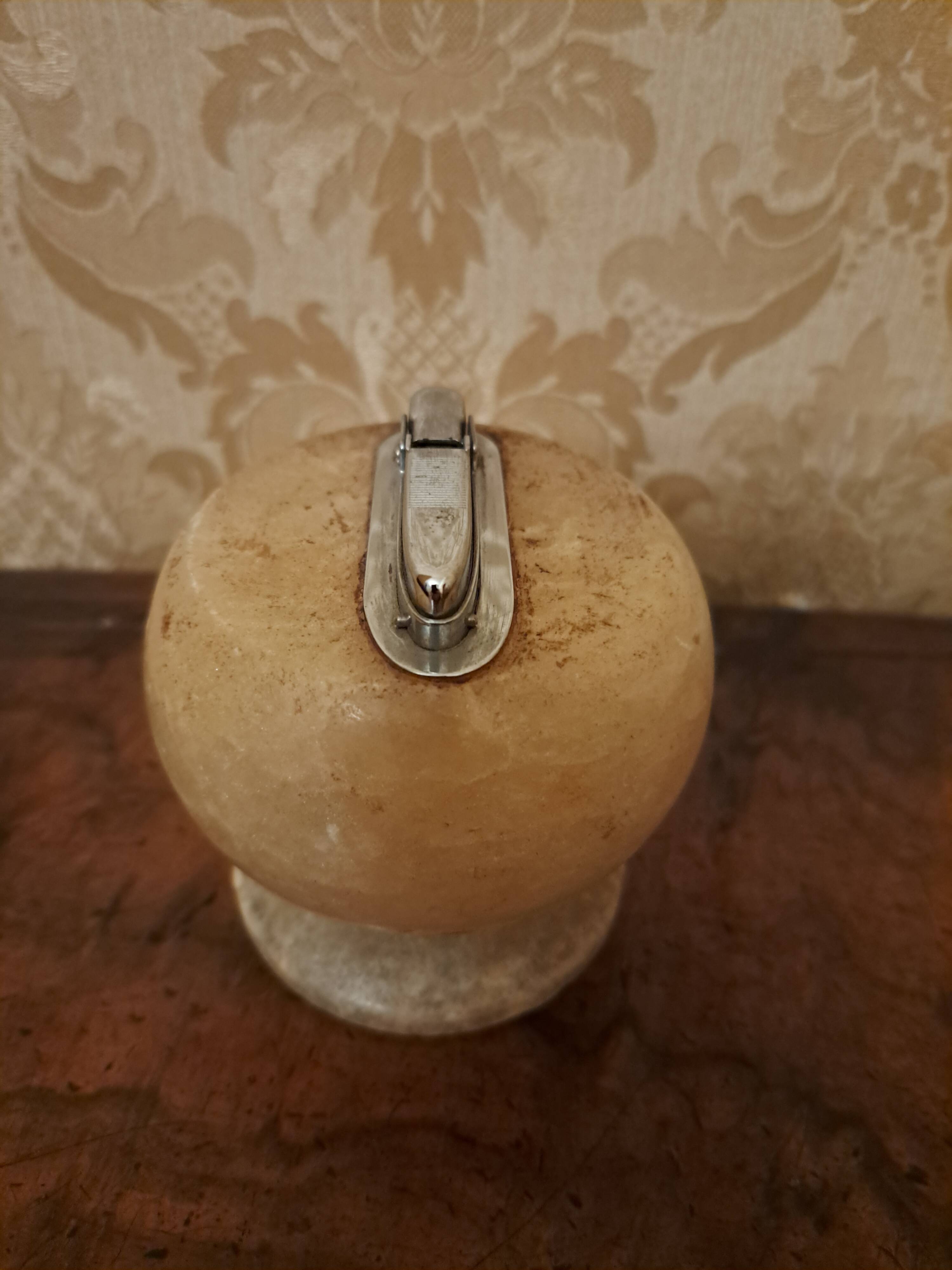"Silver Match" table lighter in genuine alabaster - Design France 1960