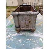 1 cast iron planter from 1900 from Charleville - Mézières