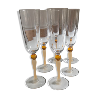 6 Champagne flutes