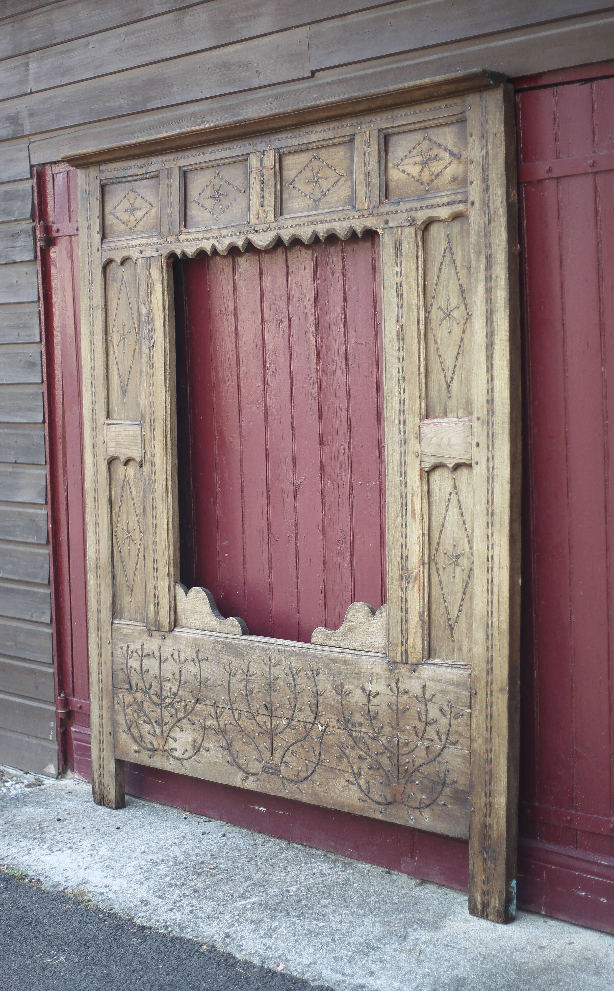 Old Breton bed door, Breton wood facade, headboard, wall decoration