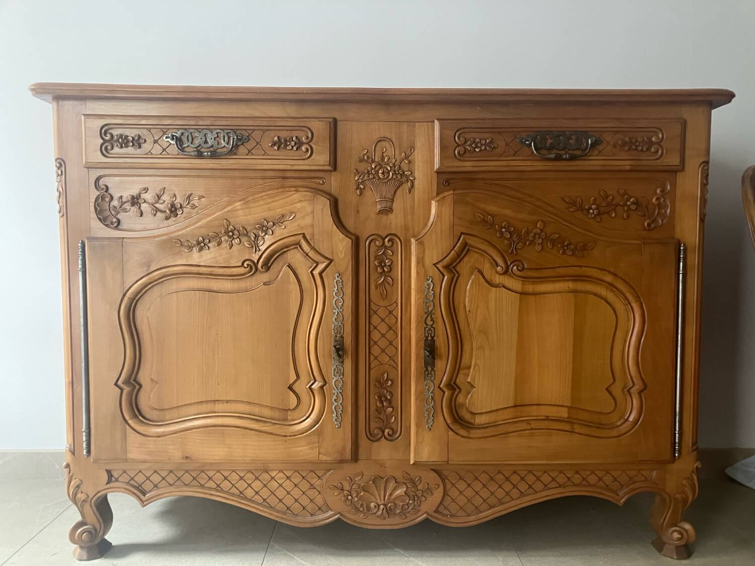 Buffet vintage en merisier massif