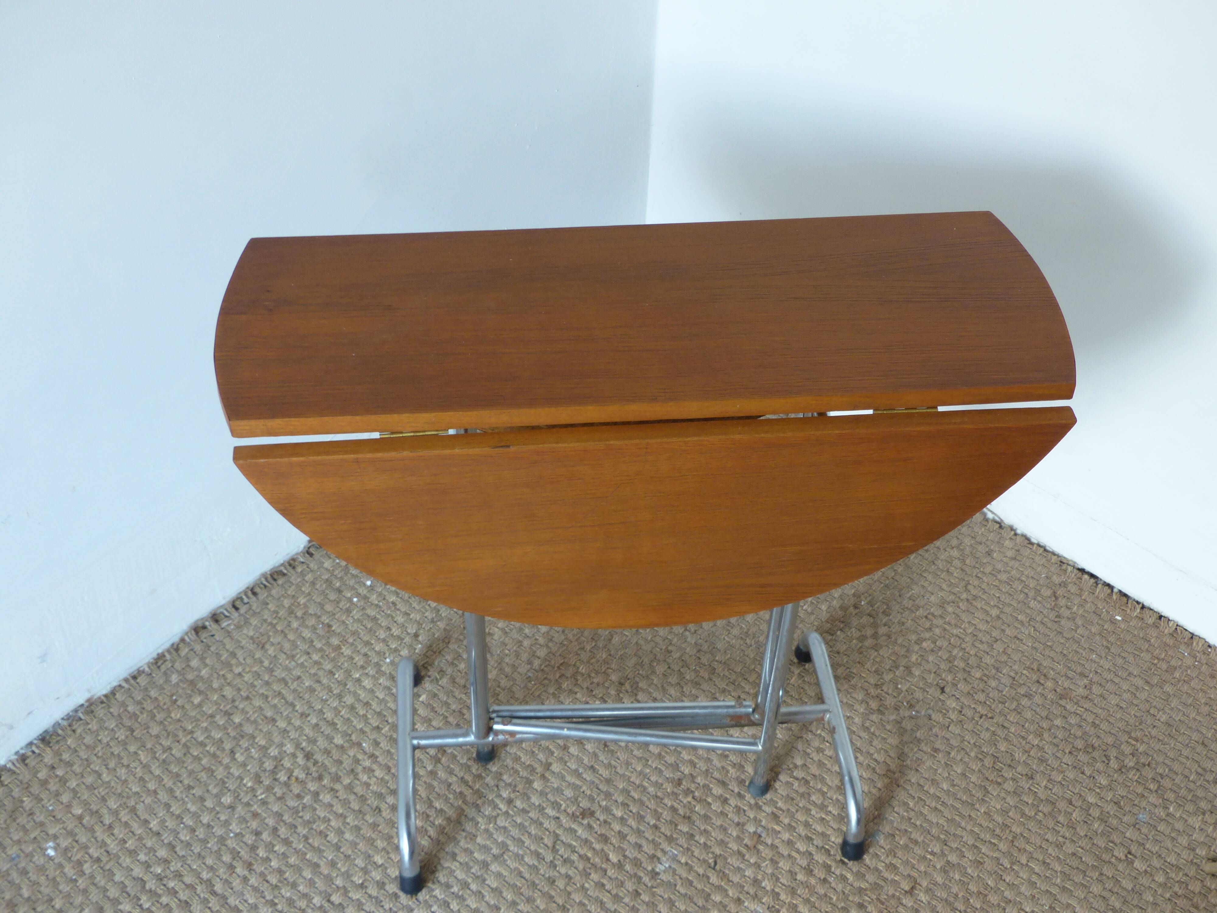 Vintage adjustable folding table