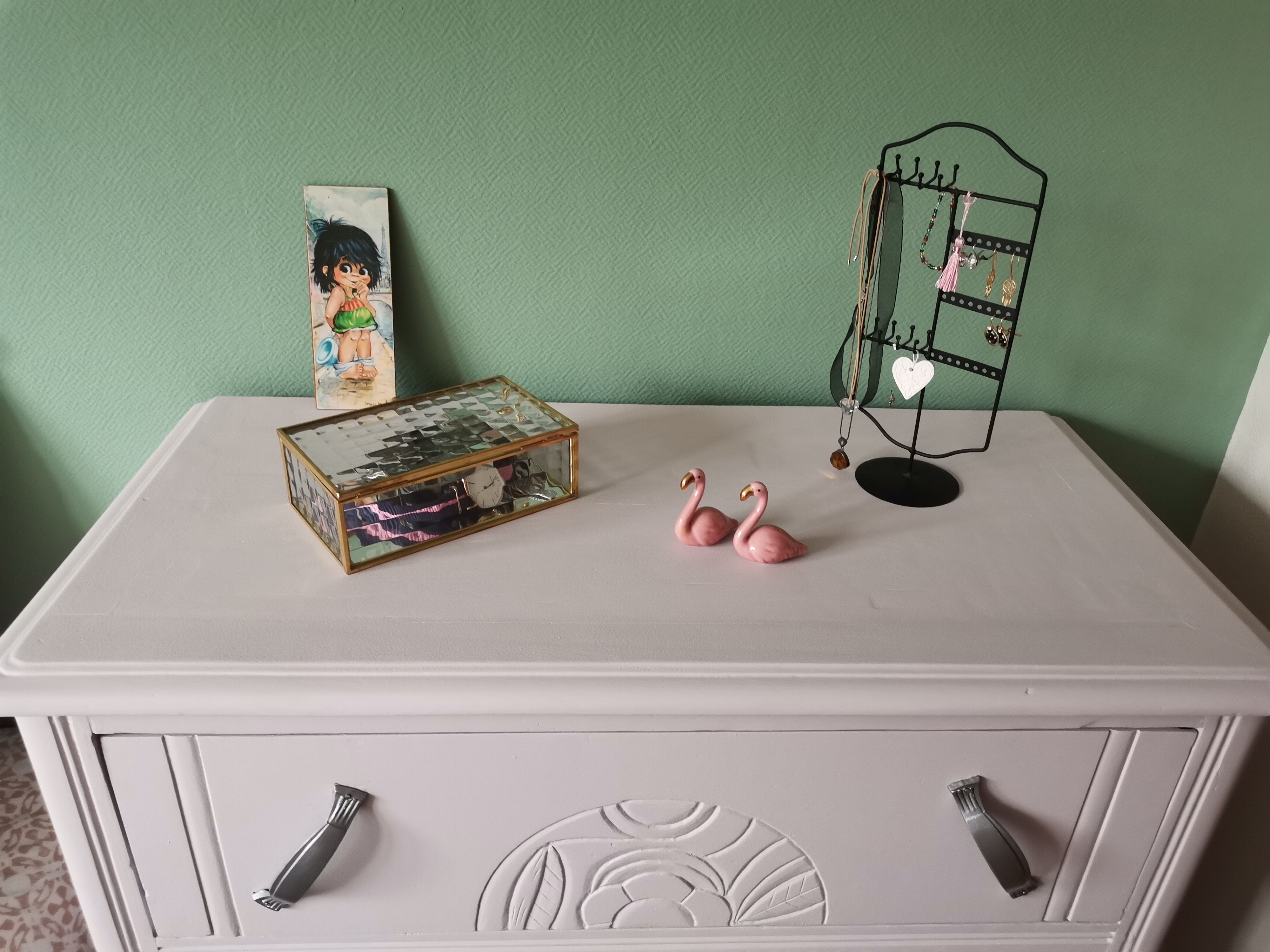 Art Deco chest of drawers