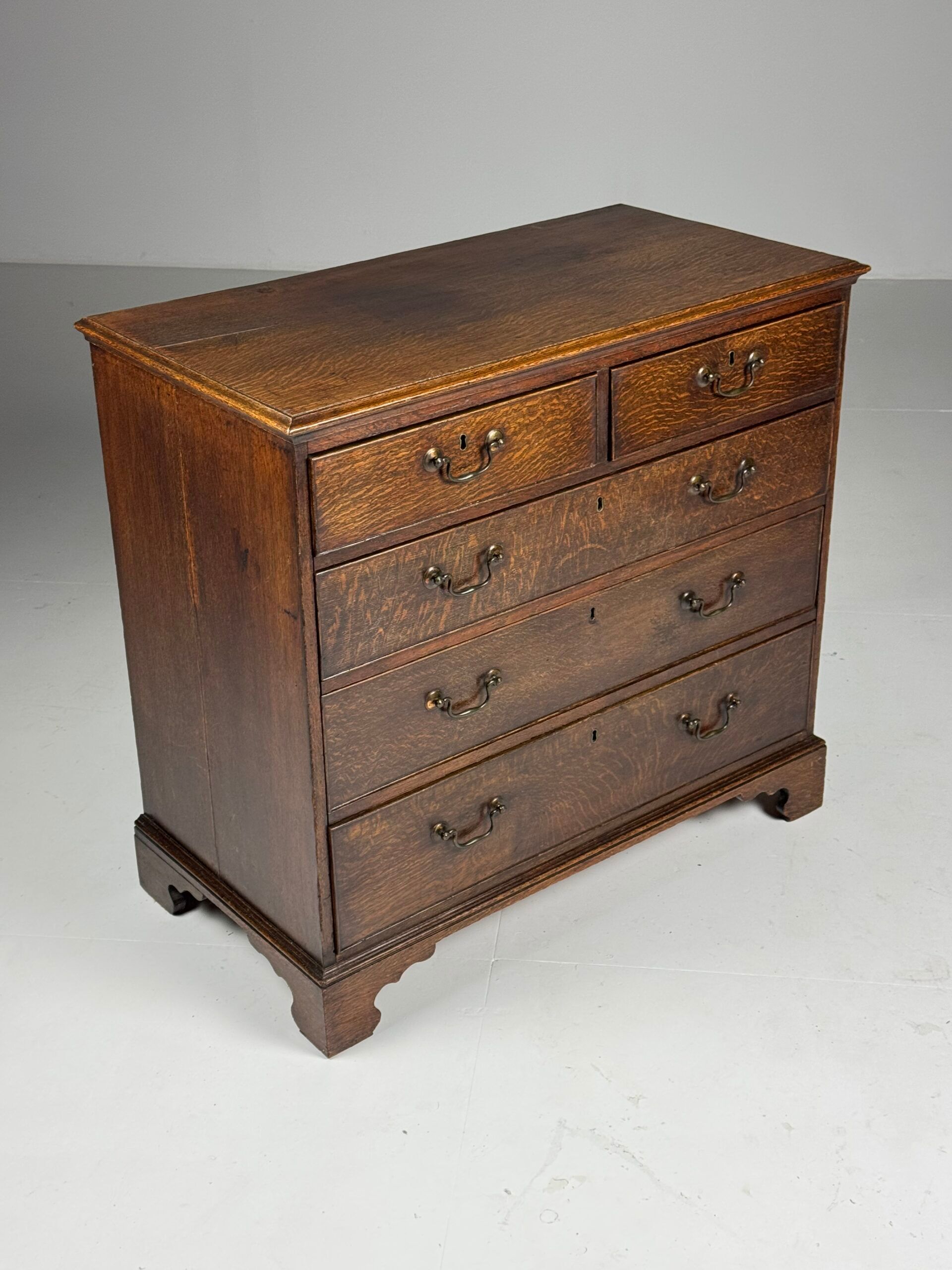 Commode anglaise antique 1780