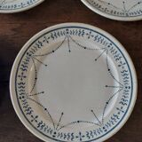 Set of eight flat plates, ironstone, Géon Rouard, Lille decoration, years.