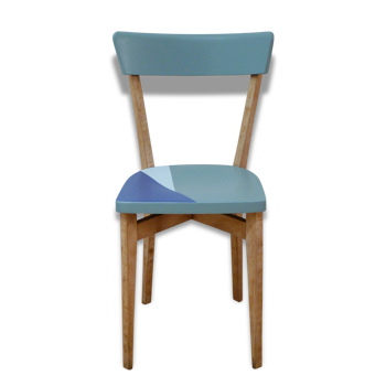 Chaise vintage revisitée dans un style scandinave