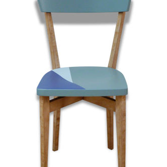 Chaise vintage revisitée dans un style scandinave