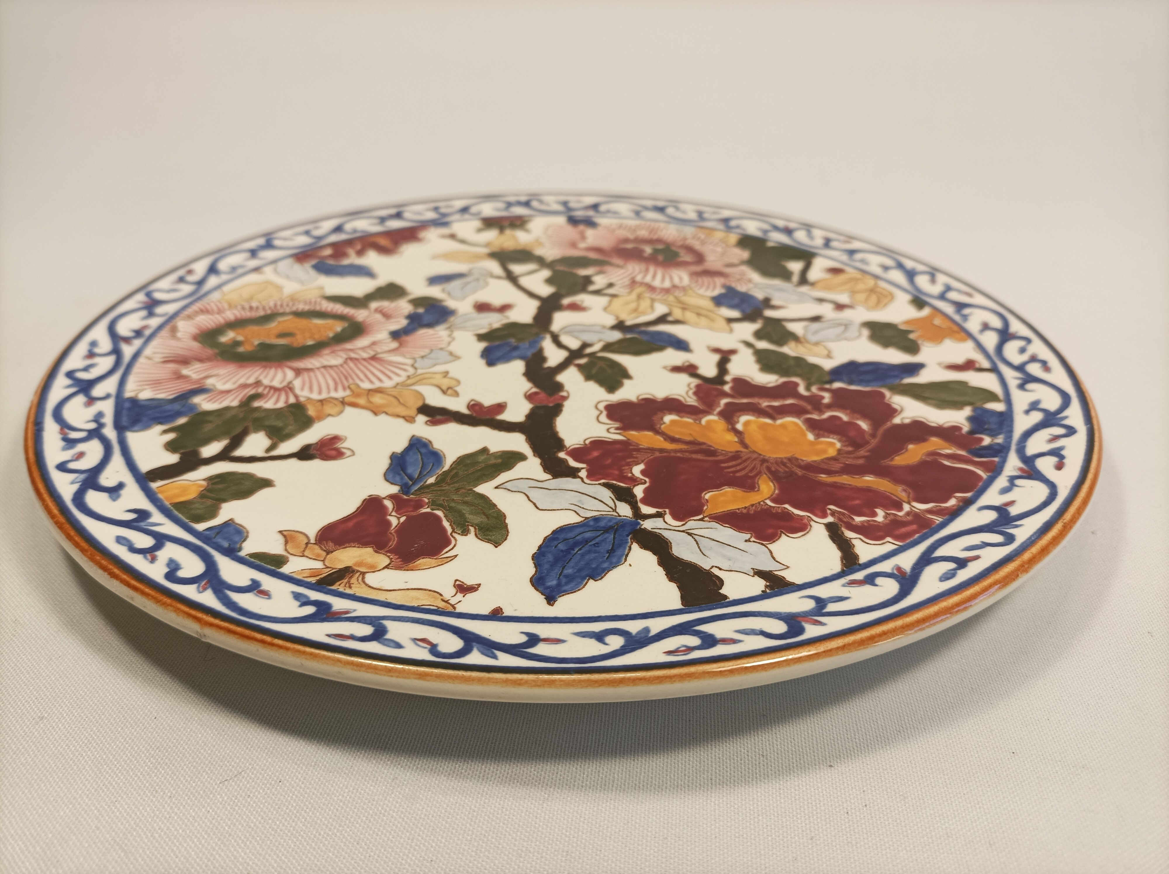 Gien pie dish model peony