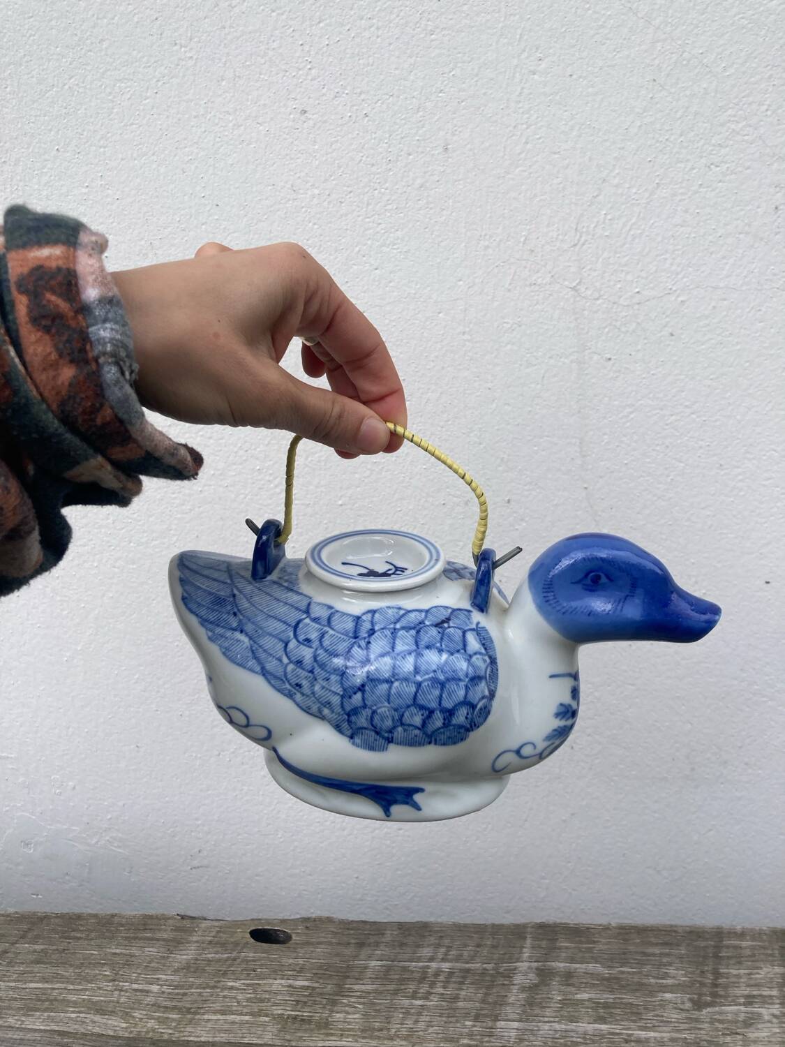 Chinese blue duck teapot