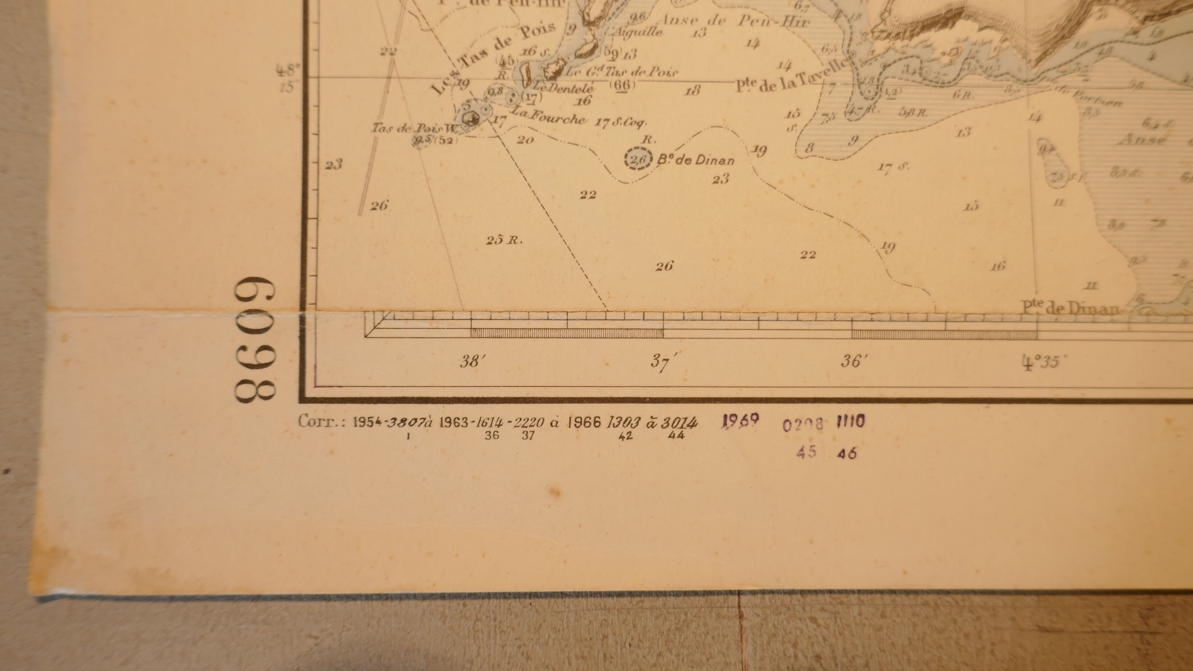 Ancient marine map of the Brest Rade