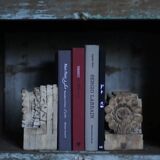 Bookend 02