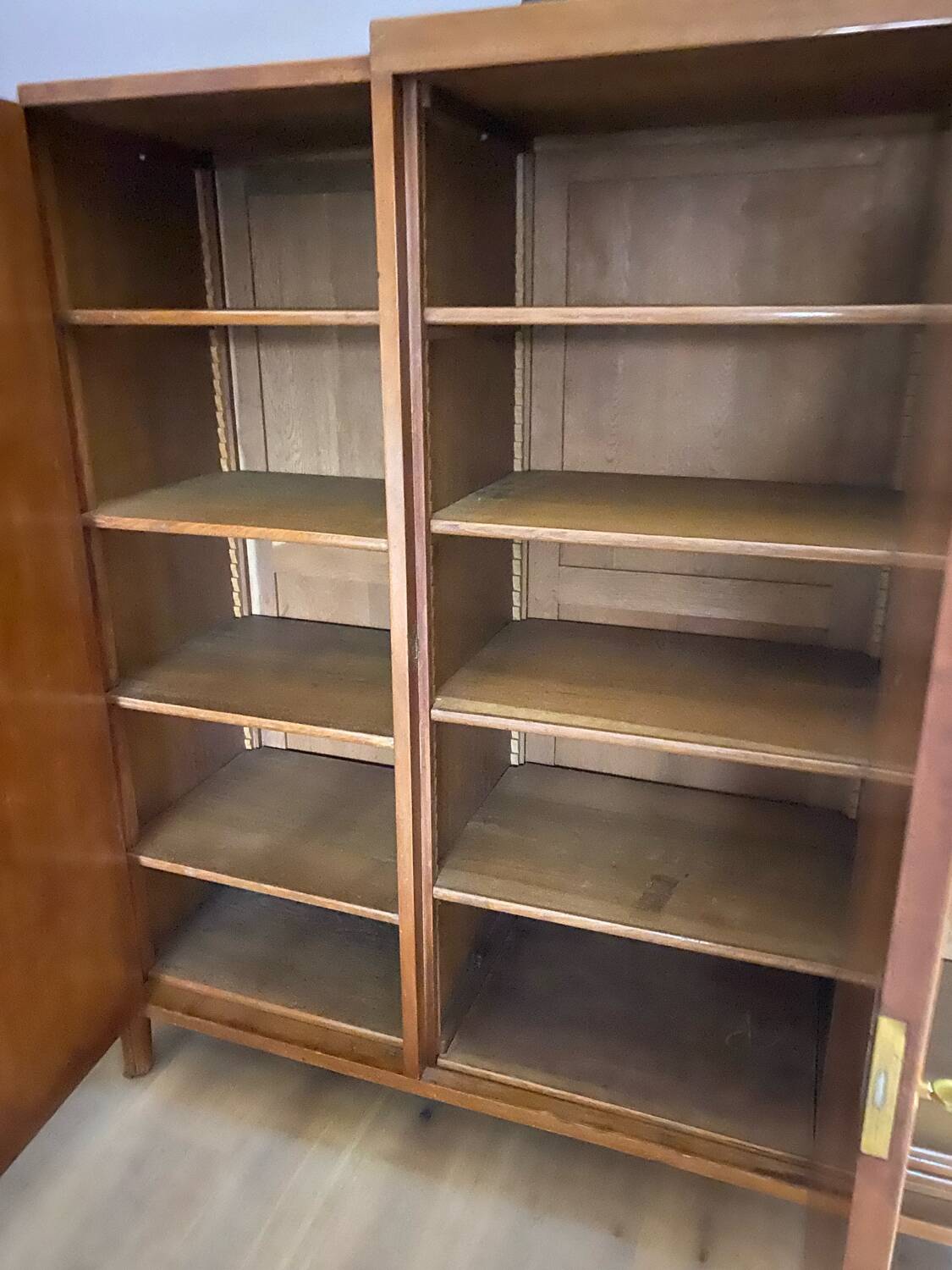Art Deco 3-door wardrobe