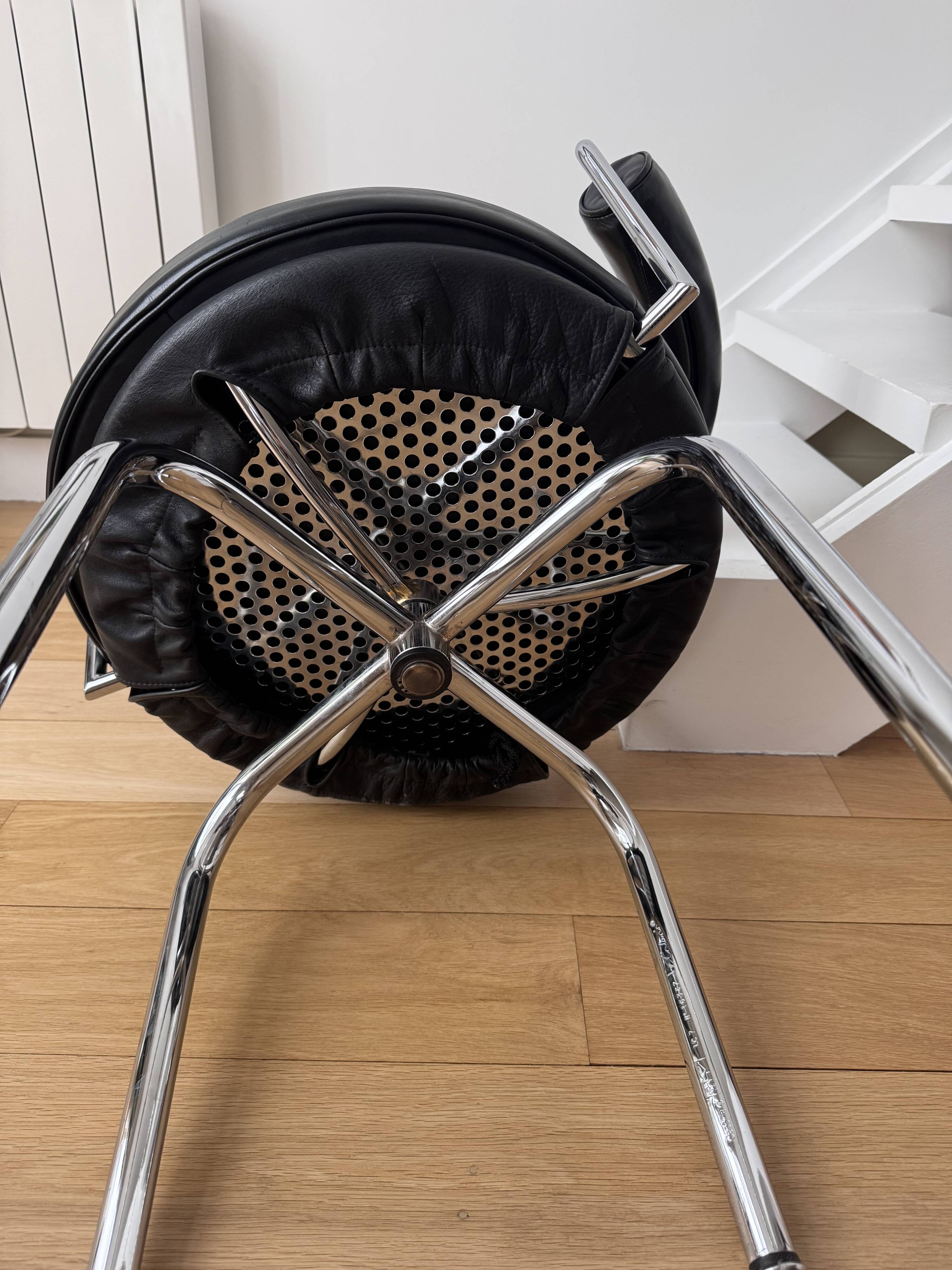 Fauteuil LC7 Cassina de Charlotte Perriand