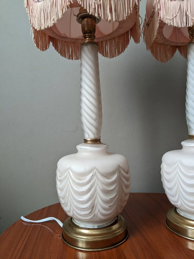 Paire de lampes de chevet à poser en verre givré décoration boudoir