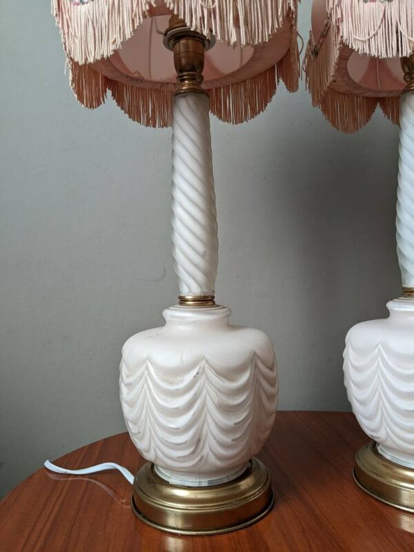 Paire de lampes de chevet à poser en verre givré décoration boudoir