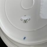 6 hollow porcelain plates