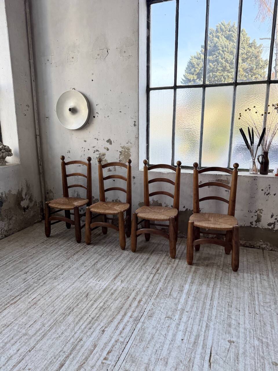 Set of 4 oak and straw chairs Dudouyt 1940