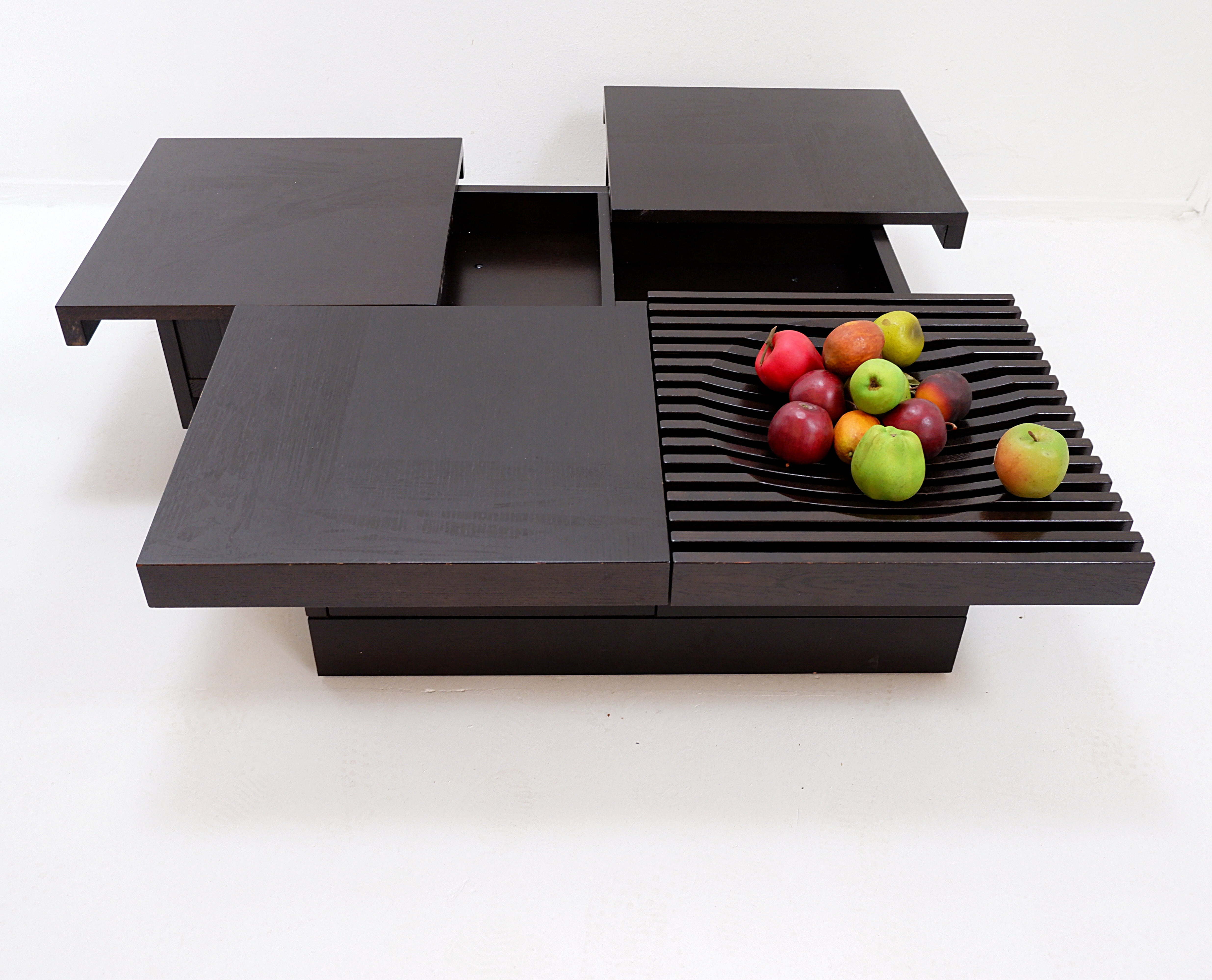 "Barringer" coffee table by Atilla Kuzu for Conde House