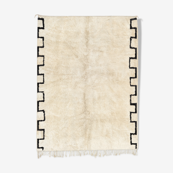 Modern white Moroccan carpet  180x240cm