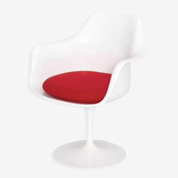 Swivel armchair model "Tulip" created in 1956, Knoll & Eero Saarinen