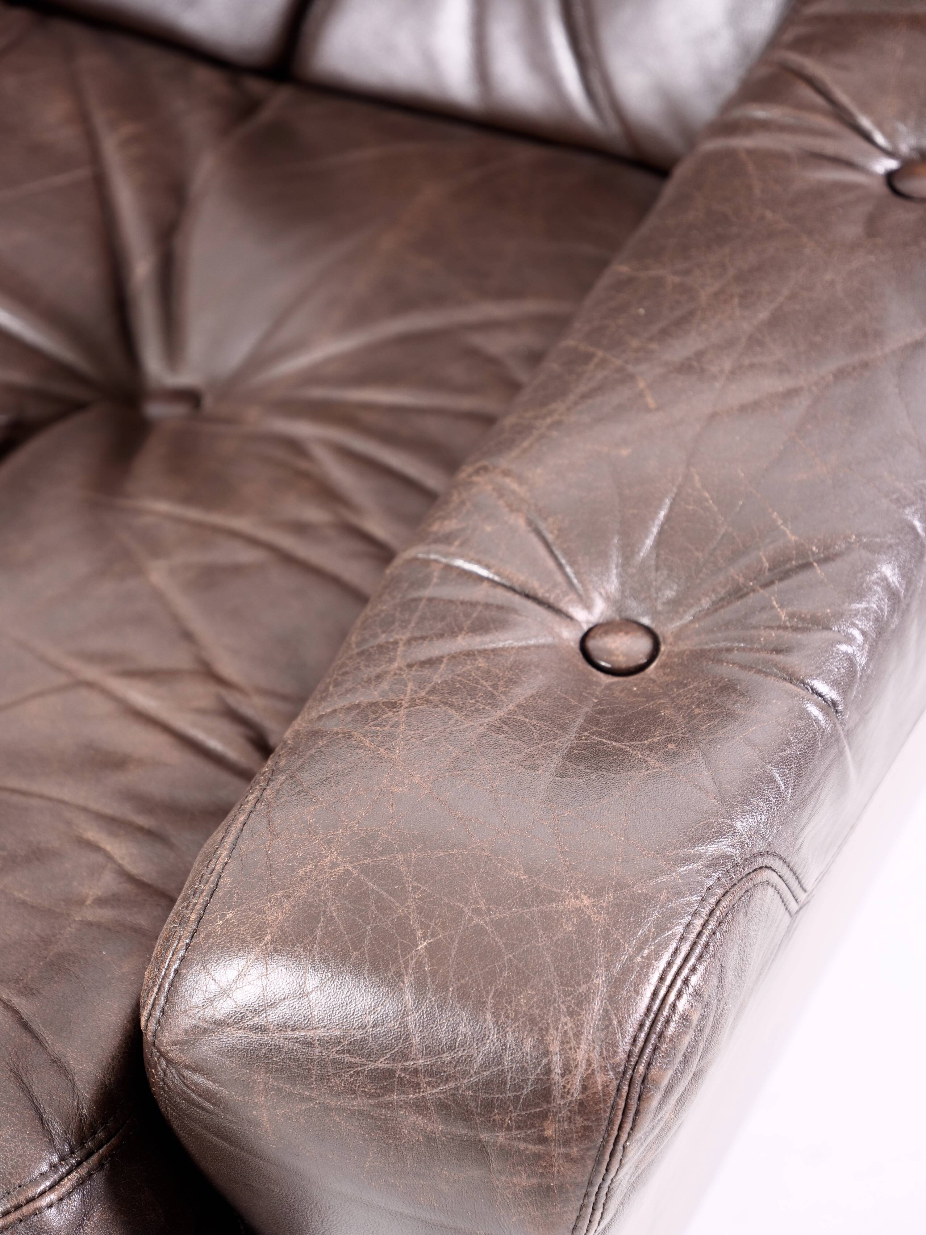 Modular leather sofa by michel cadestin for airborne