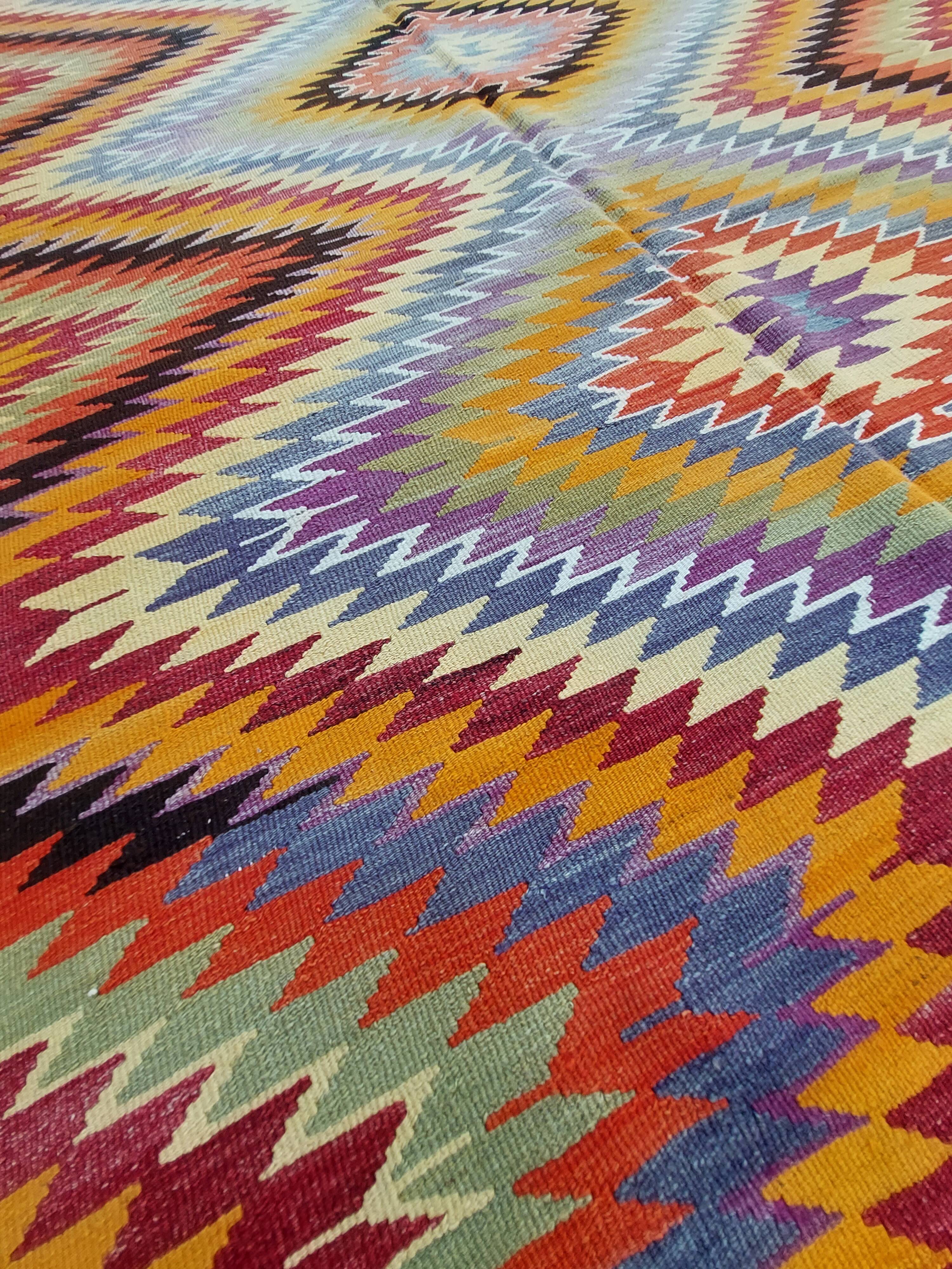 Turkish kilim rug,273x166 cm.MYK-1627