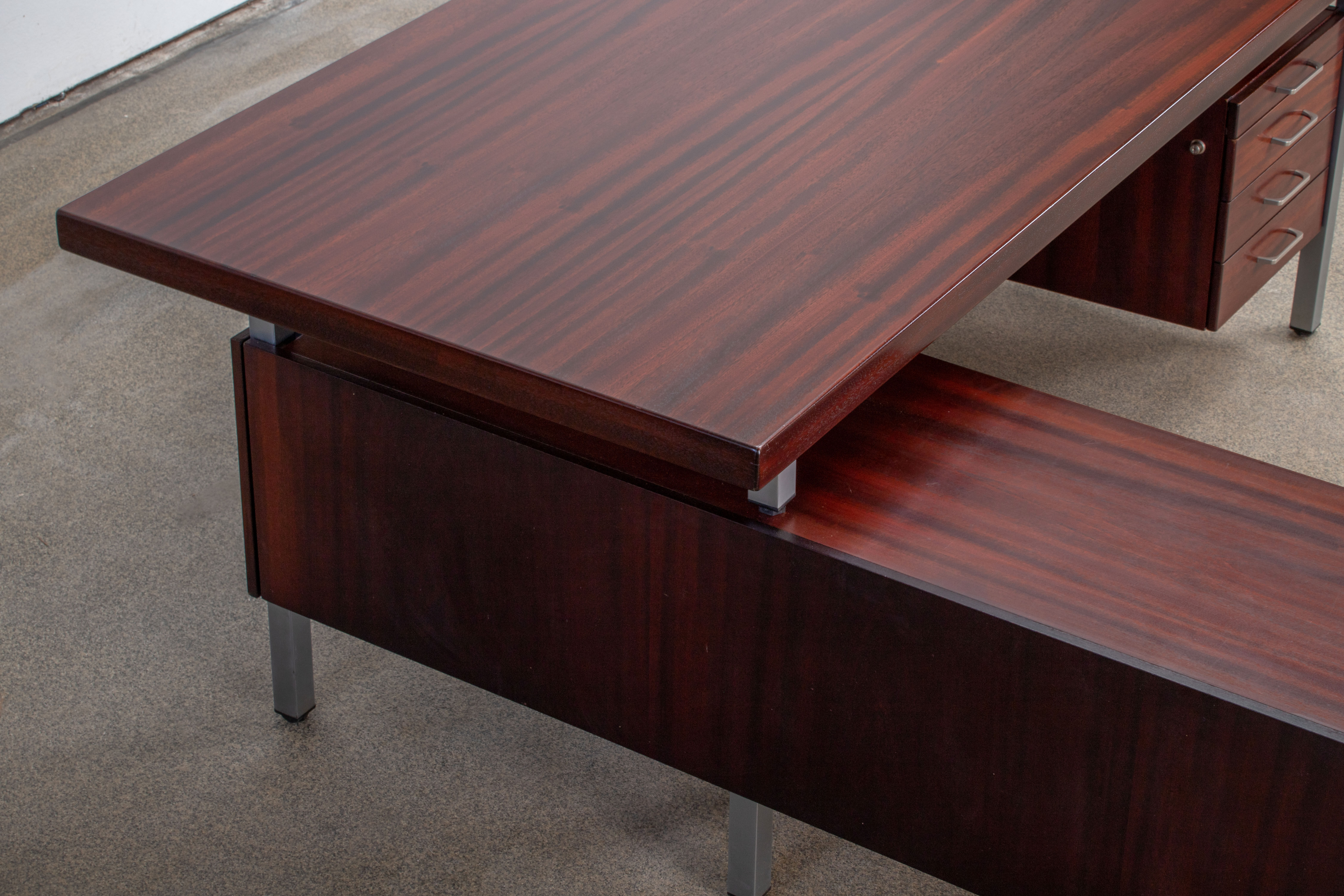 Scandinavian desk 180 cm