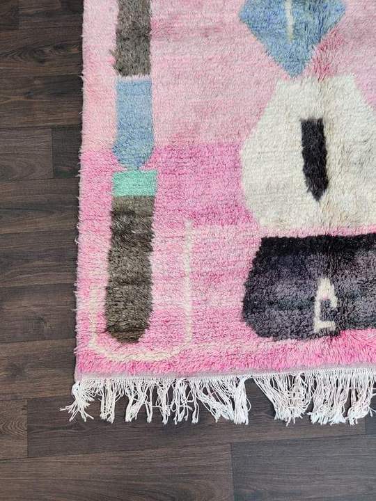 Vintage Berber carpet pink boujad 150 X 240 cm